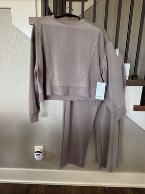 Athleta Women's Taupe Cozy Crew Sweatshirt and Wide-Leg Pants Set